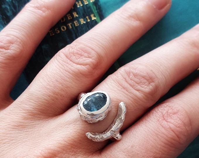 Teal Green Kyanite Ring