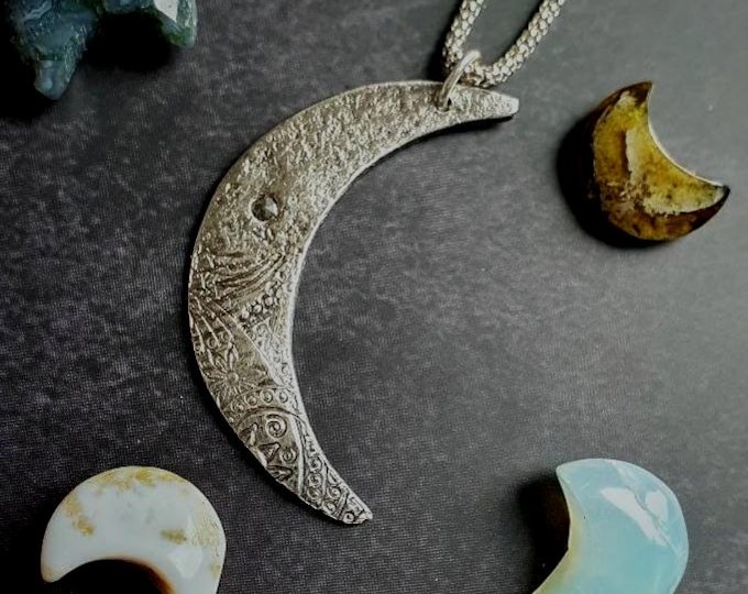 Unique Moon Pendant Necklace