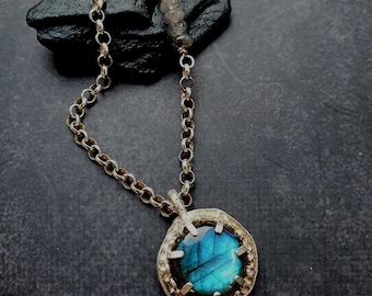 Blue Labradorite Starseed pendant