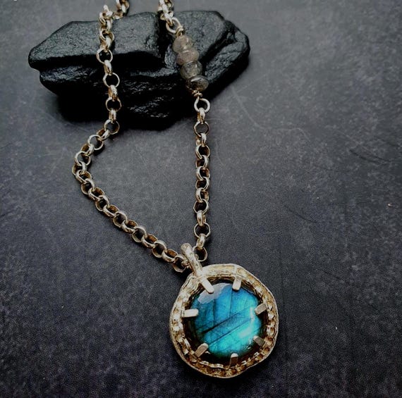 Blue Labradorite Starseed pendant