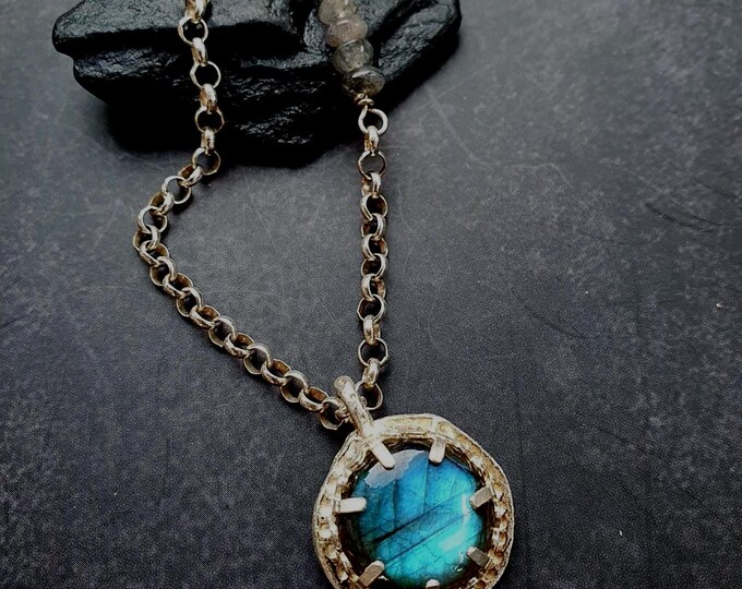 Blue Labradorite Starseed pendant