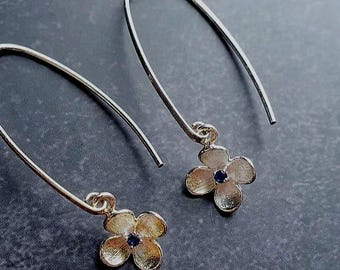 Tiny Flower Dangle Earrings