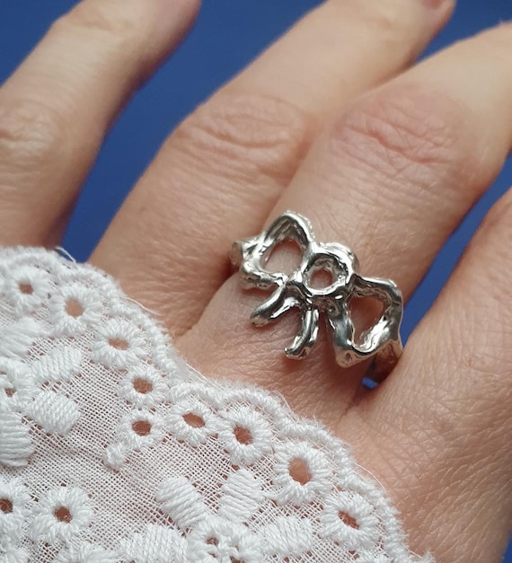 Ribbon Ring