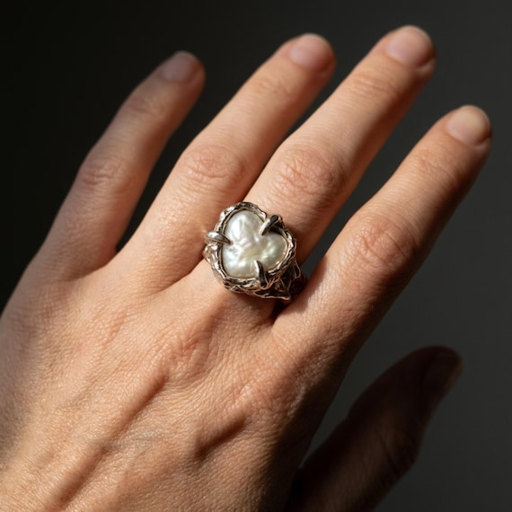 Heart Pearl Signet Ring