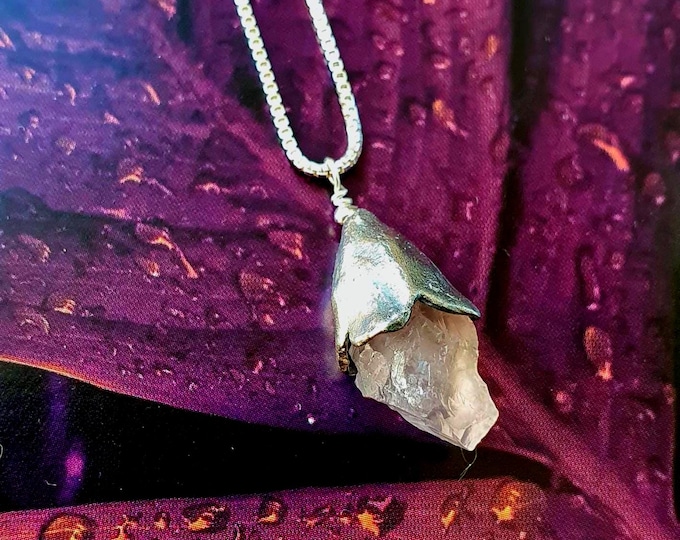 Raw Pink Quartz and Anemon pendant necklace