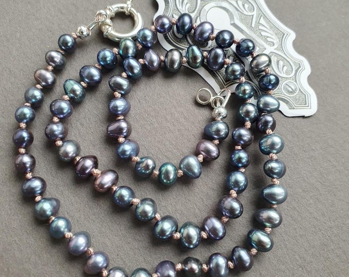 Hand Knotted Grey Pearl necklace