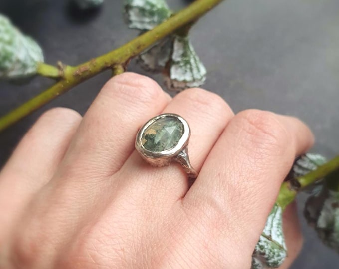 Rosecut Moss Agate Ring