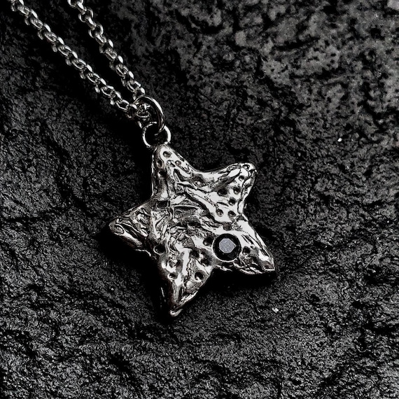 Molten Star Pendant Necklace