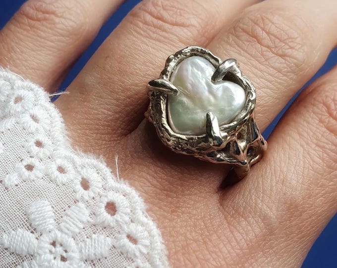 Heart Pearl Signet Ring