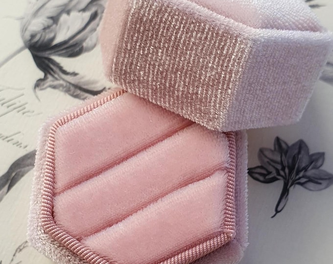 Velvet Ring Box