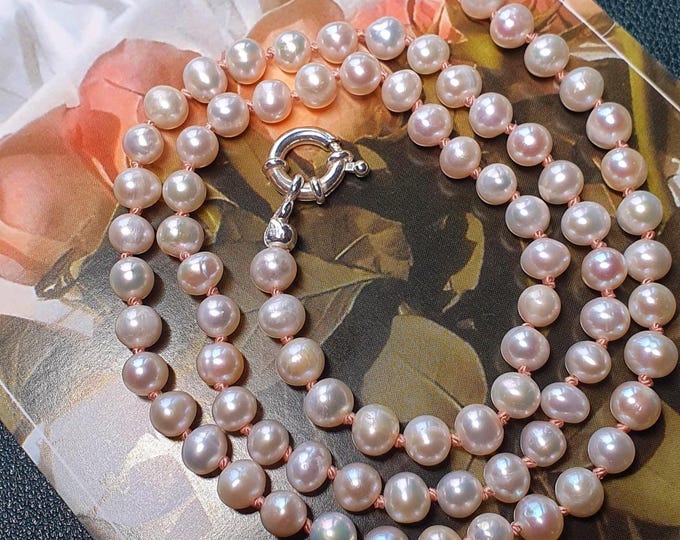 White Pearl Necklace