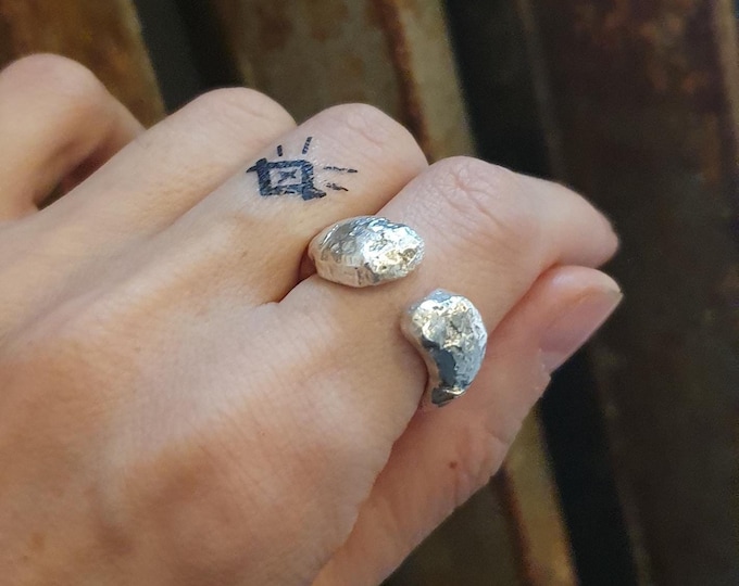 Abstract Silver Ring