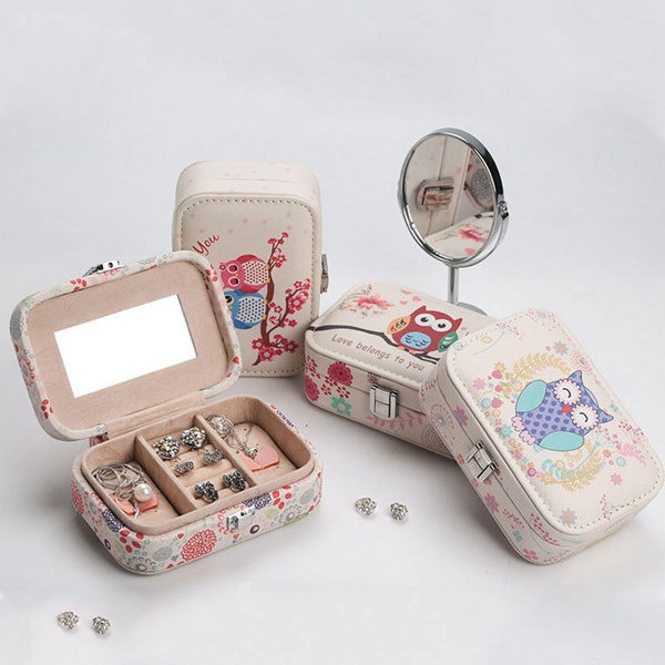 Personalized Name Gift for Girls Mom Jewelry Boxes Cartoon Owl Painted Portable Storage Box Vanity Mirror Dressing Table Jewelry Organizer
