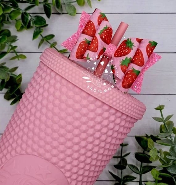 Pink strawberry straw topper