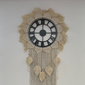 Macrame Wall Clock, Macrame Wood Wall Clock, Boho Style Wall Clock, bohemian style Clock, Macrame Tassel Watch, Wall clock Macrome Cotton