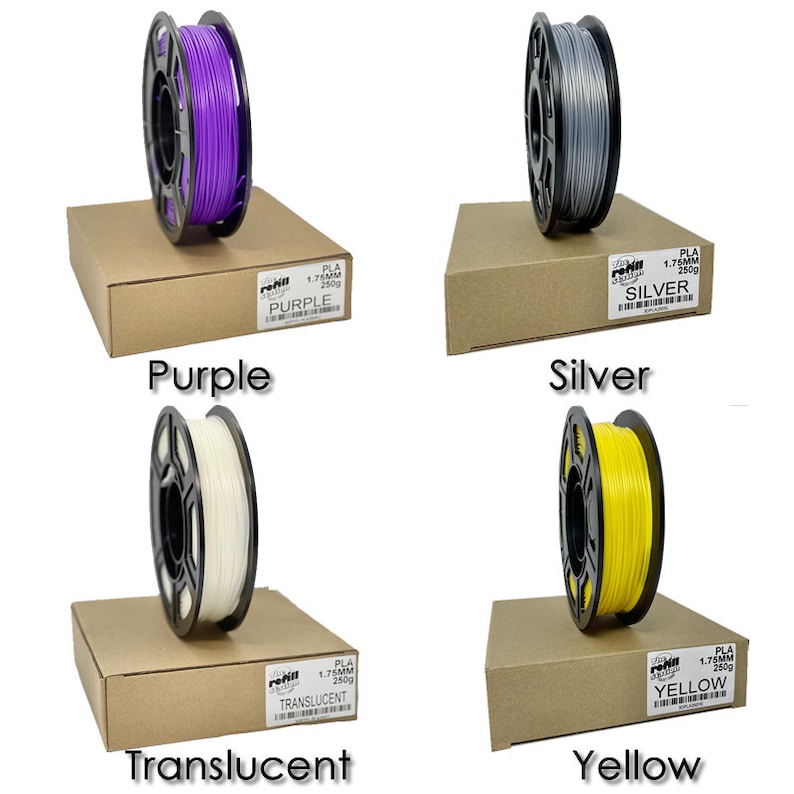 Peut inclure: Quatre bobines de filament PLA de 1,75 mm pour l'impression 3D. Les bobines sont &eacute;tiquet&eacute;es avec leurs couleurs&nbsp;: violet, argent, translucide et jaune. Chaque bobine p&egrave;se 250&nbsp;g.