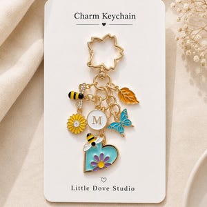 Bee Butterfly Floral Heart Keychain | Cute Spring Charm Keychain | Daisy Gift for Her