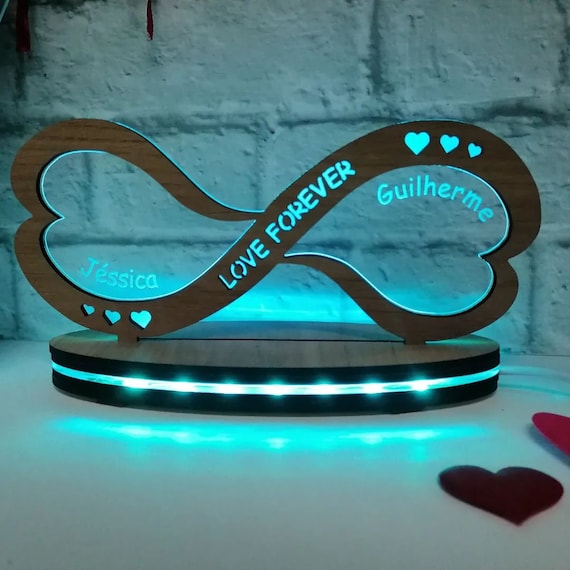 Luz Nocturna LED Personalizada Con Foto - Regalo Original Para Parejas, Amigos O Familia, Tamaño 23x16 Cm