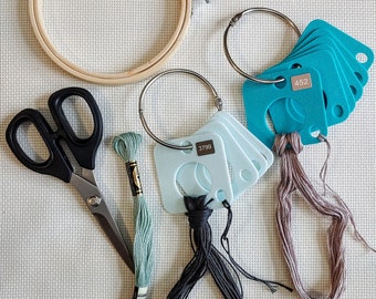 3D Printed Square Floss Drops: Embroidery & Cross Stitch Bobbins