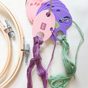 Thread Drops, Floss drops, floss tags, bobbins, cross stitch, embroidery, cross stitch tools, 3D printed floss drops, Oval Floss Drops