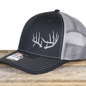Whitetail Deer Antler Cap: Richardson 112 Hunting Hat