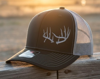 Whitetail Deer Antlers Cap: Richardson 112 Buck Rack Hunting Hat