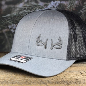 Whitetail Deer Antlers Hat: Richardson 115 Charcoal Embroidered Cap