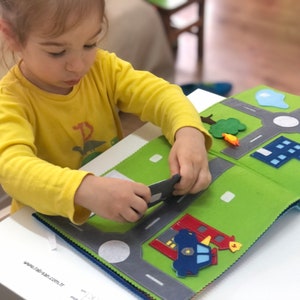 Quietbook, livre Montessori, livre interactif fait main en feutre silencieux, livre d'activités, livre éducatif pour bébé et enfant, cadeau pour enfant