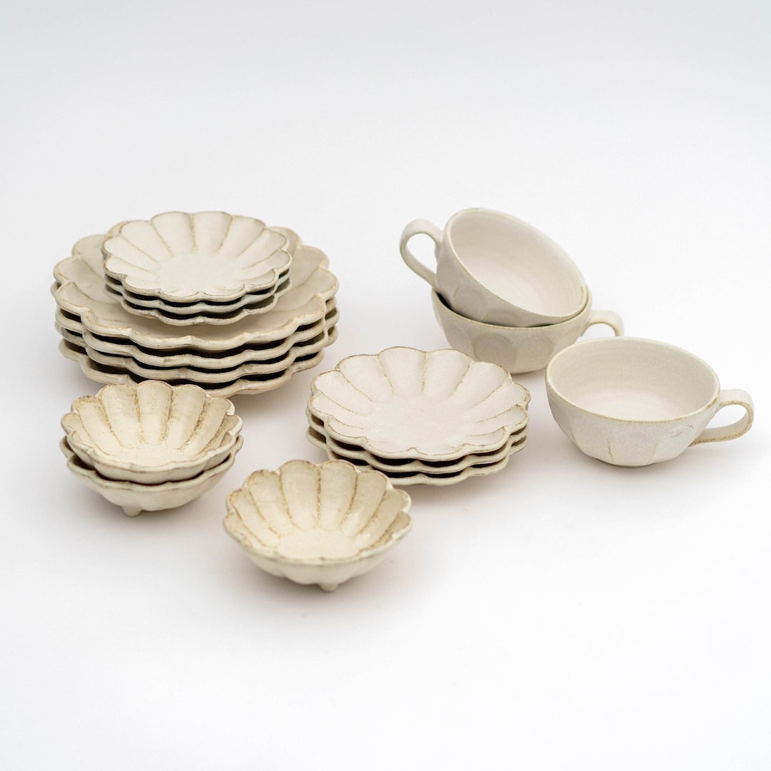 Handmade Japanese KANEKO KOHYO White Rinka Bowl Plate Holiday Gift
