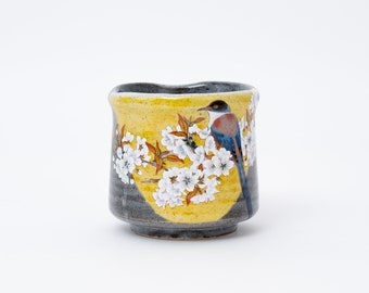 Handmade Kutani Ware Yoshidaya Cherry Blossom Bird Japanese Tea cup