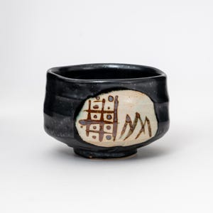 Handcrafted Black White Glaze Matcha bowl - Embrace the Ocean&#39;s Grace/Housewarming Gift/Gift Ideas/Japanese Gift/Wedding Gift/Birthday Gift