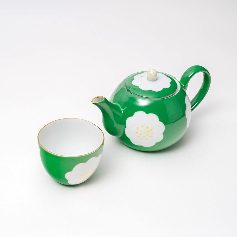 Handmade Teapot | Elegant White and Green Tsubaki/Japanese camellia Flower | Zohogama | Made in Japan image 3