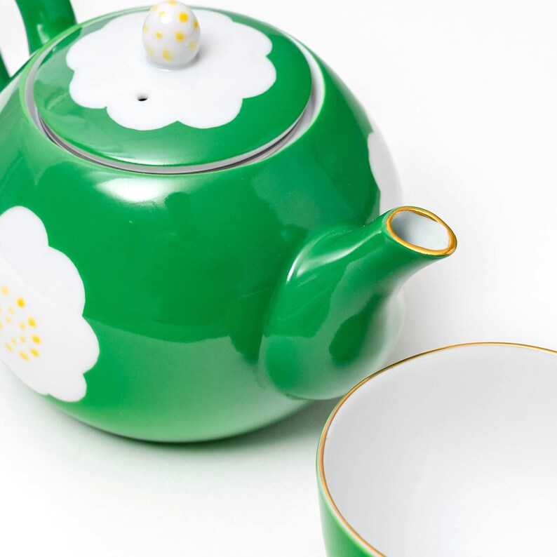 Handmade Teapot | Elegant White and Green Tsubaki/Japanese camellia Flower | Zohogama | Made in Japan image 8