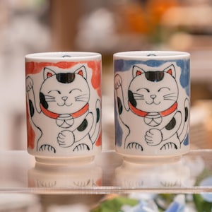 Japanese Maneki-Neko Lucky Cat Porcelain Cup