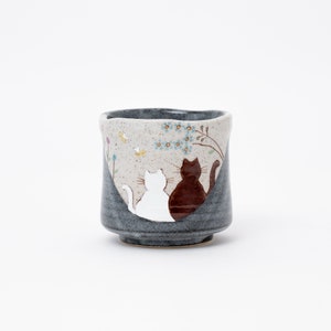 Handmade Japanese Kutani Cat Yunomi Japanese Tea Cup Cat Lady Gift