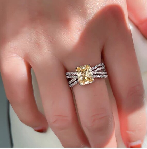 3 Carat Citrine Yellow Emerald Cut Rectangle Ring for Women Yellow
