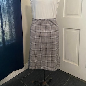 Vintage Houndstooth Pencil Skirt