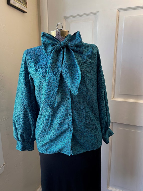 Turquoise patterned blouse - image 2