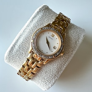 Vintage 90s Ladies Seiko Gold Plated Watch with Diamonds