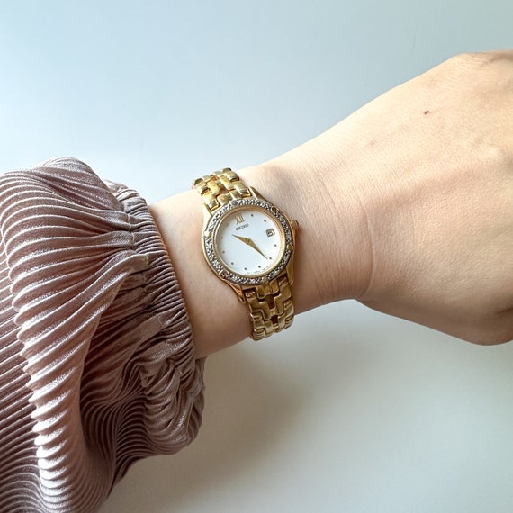Vintage 90s Ladies Seiko Gold Plated Watch with D… - image 2