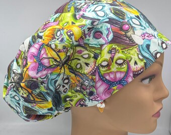 Gorro quirúrgico europeo Zombie Ghouls con cierre ajustable.