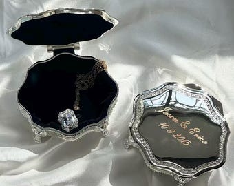 Boîte à bijoux victorienne personnalisée, boîte à bijoux en argent gravée, boîte à bague monogrammée personnalisée, boîte à souvenirs vintage, cadeau pour demoiselle d'honneur