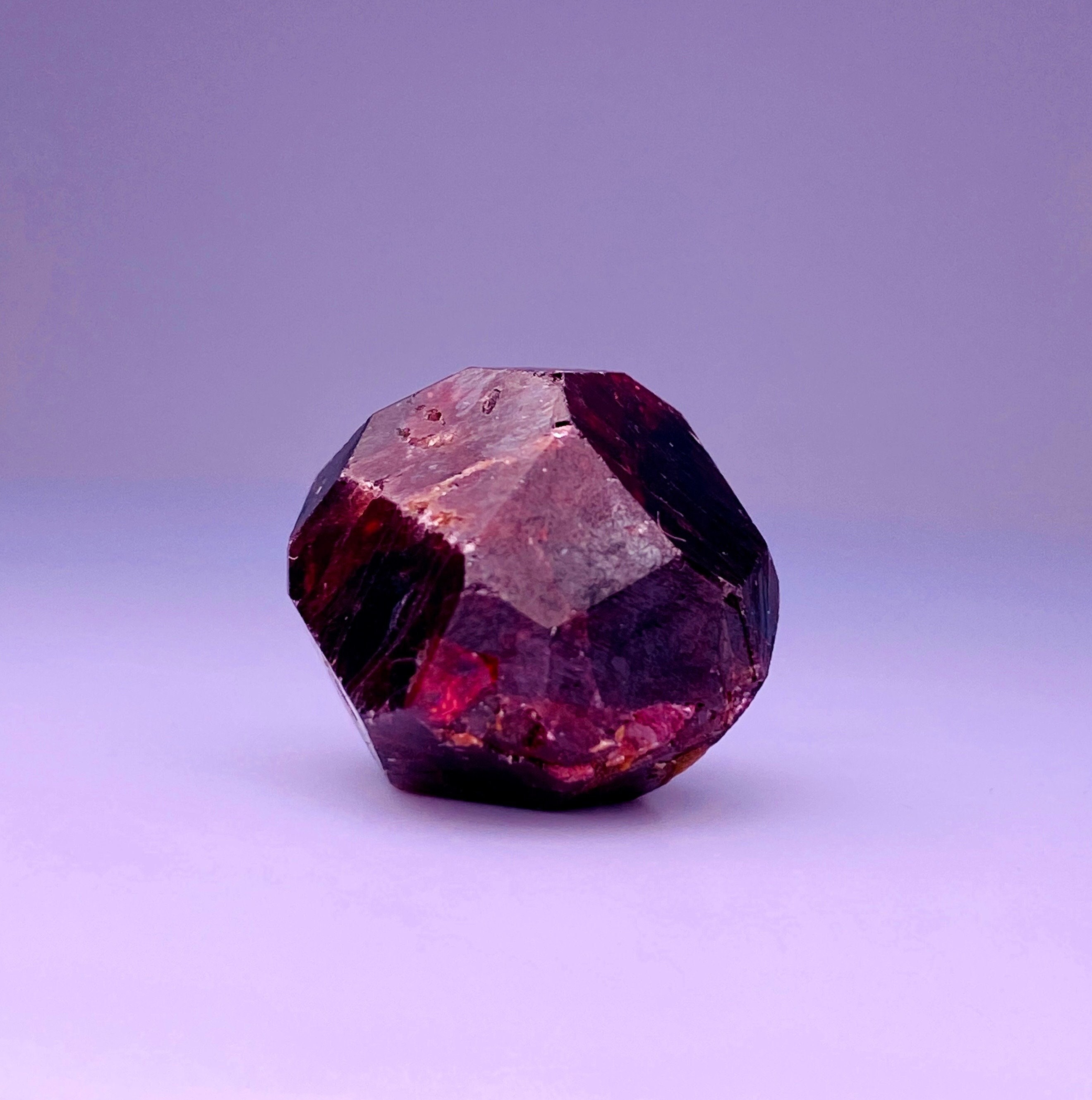 Red Garnet Crystal / Garnet Dodecahedron / Red Garnet / Polished