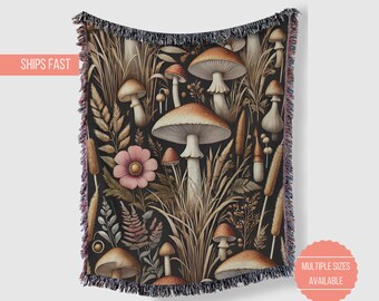 Gewebte Pilz Decke, Pilz Wildblume Gemütliche Cottagecore Wohnkultur, Botanische Decke, Geschenk für Naturliebhaber, Pilzmotiv