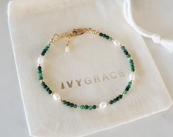 Freshwater Pearl and Dark Green Jade Beaded Bracelet Delicate