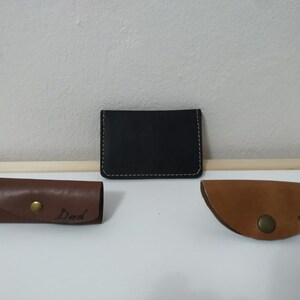Lederen kaarthouder sleutelhanger oortelefoon houder visitekaartje geval slanke kaarthouder minimalistische portemonnee credit carholder gepersonaliseerd cadeau voor hem