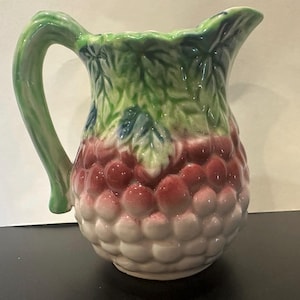 Vintage Tashiro Shoten Berry Pitcher Made in Japan, Majolica Style Raspberry Creamer, Cottagecore Fruit Pottery, 1950s Kitchen Decor