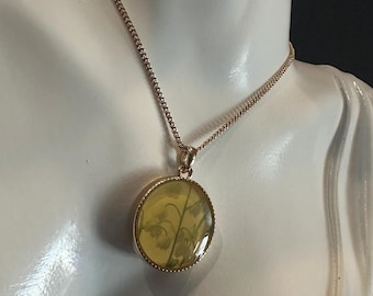 Vintage Lily of the Valley Necklace, May Birth Flower Pendant, 1990s Y2K Botanical Gold Tone Necklace, 16 Inch Floral Cabochon