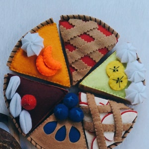 Filcowy placek dyniowy, Filcowy kawałek ciasta, Filcowy placek prezentowy, Filcowy placek do zabawy, Filcowy placek urodzinowy, placek walentynkowy, Asortyment pysznych placków