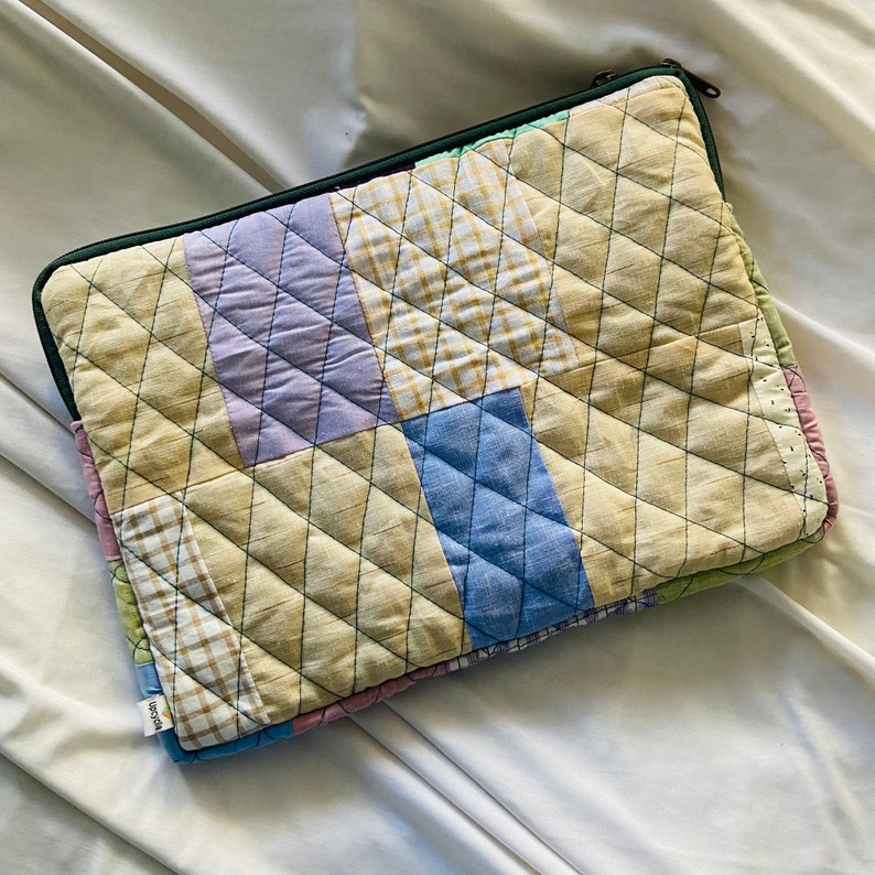 laptop cover, case cover for macbook air, cover for hp laptop, laptop sleeves all sizes, cute laptop sleeves, quilted laptop cover, puffy laptop sleeve, laptop sleeve 13 inch macbook air, laptop sleeve, laptop sleeve custom size, laptop cover 15 inch